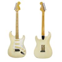 Изображение SQUIER by FENDER Stratocaster Электрогитара Б\У, s\n:E649333 большая головка, цвет кремовый.