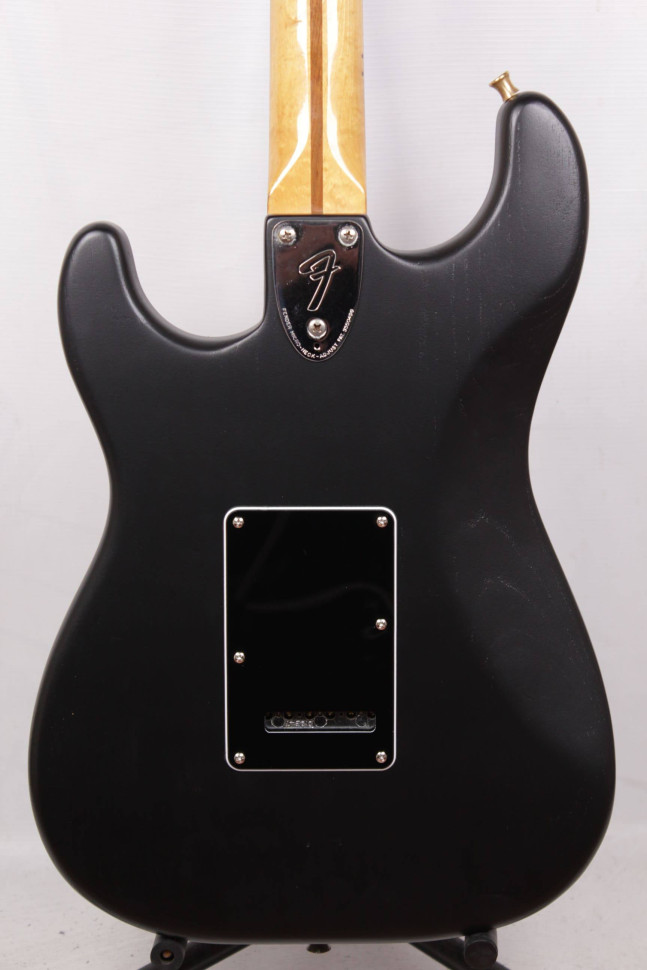Изображение Fender Stratocaster USA 1978 Refinish, s/n S892420, SSS, Черный матовый, Черный пикгард + Кейс