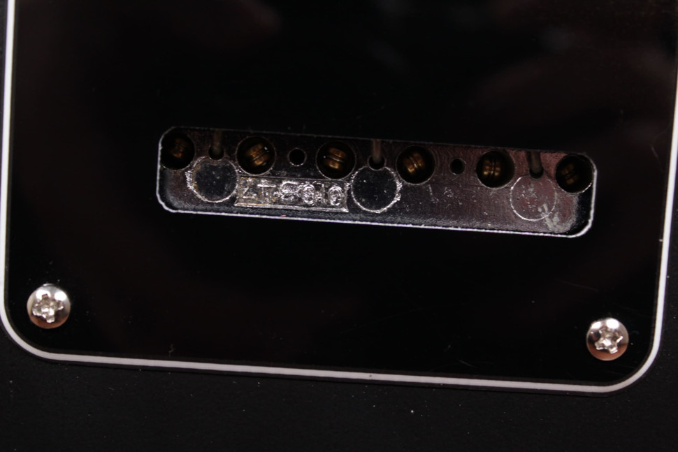 Изображение Fender Stratocaster USA 1978 Refinish, s/n S892420, SSS, Черный матовый, Черный пикгард + Кейс