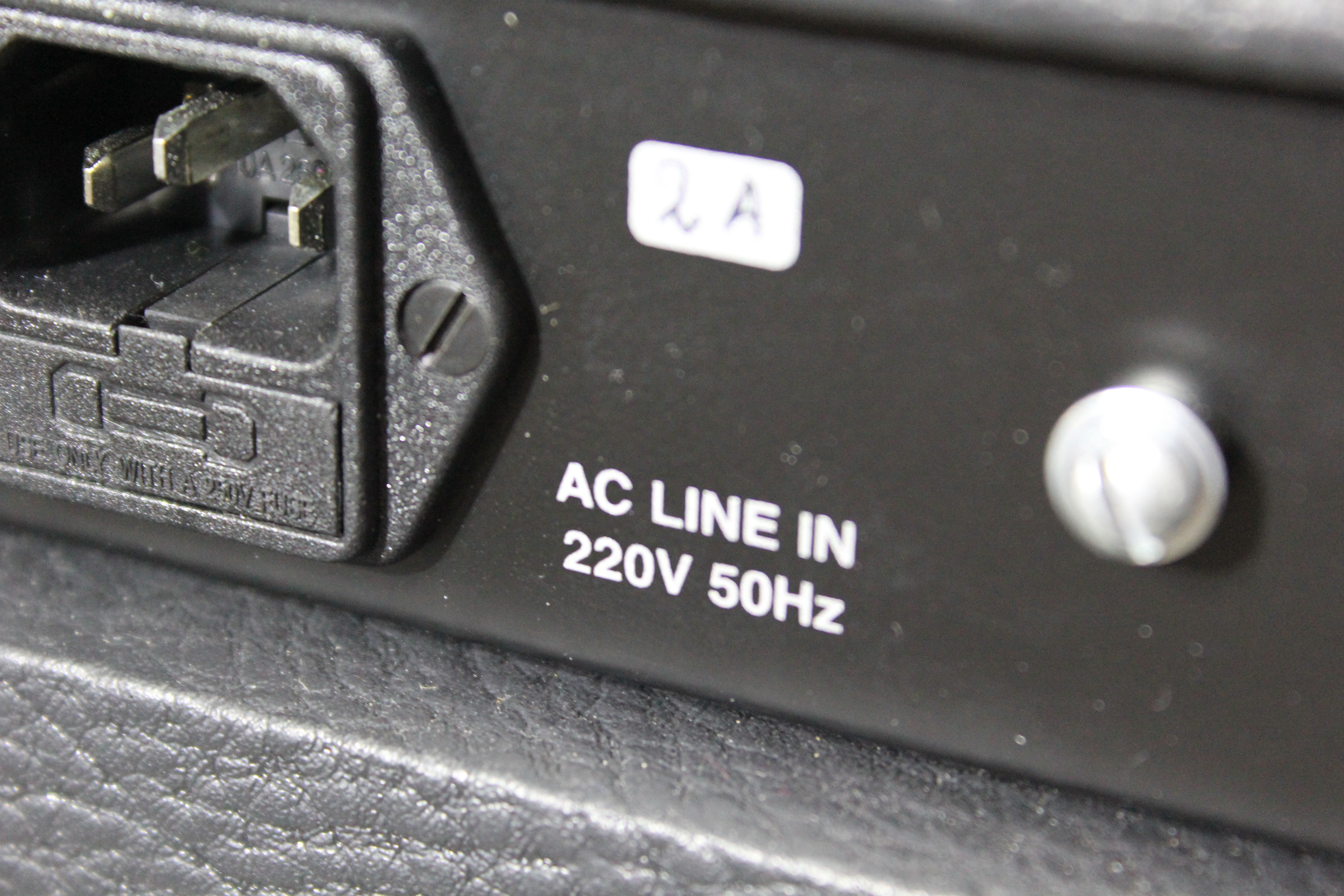 Изображение YERASOV BA-110R Басовый комбо-усилитель 100 Вт