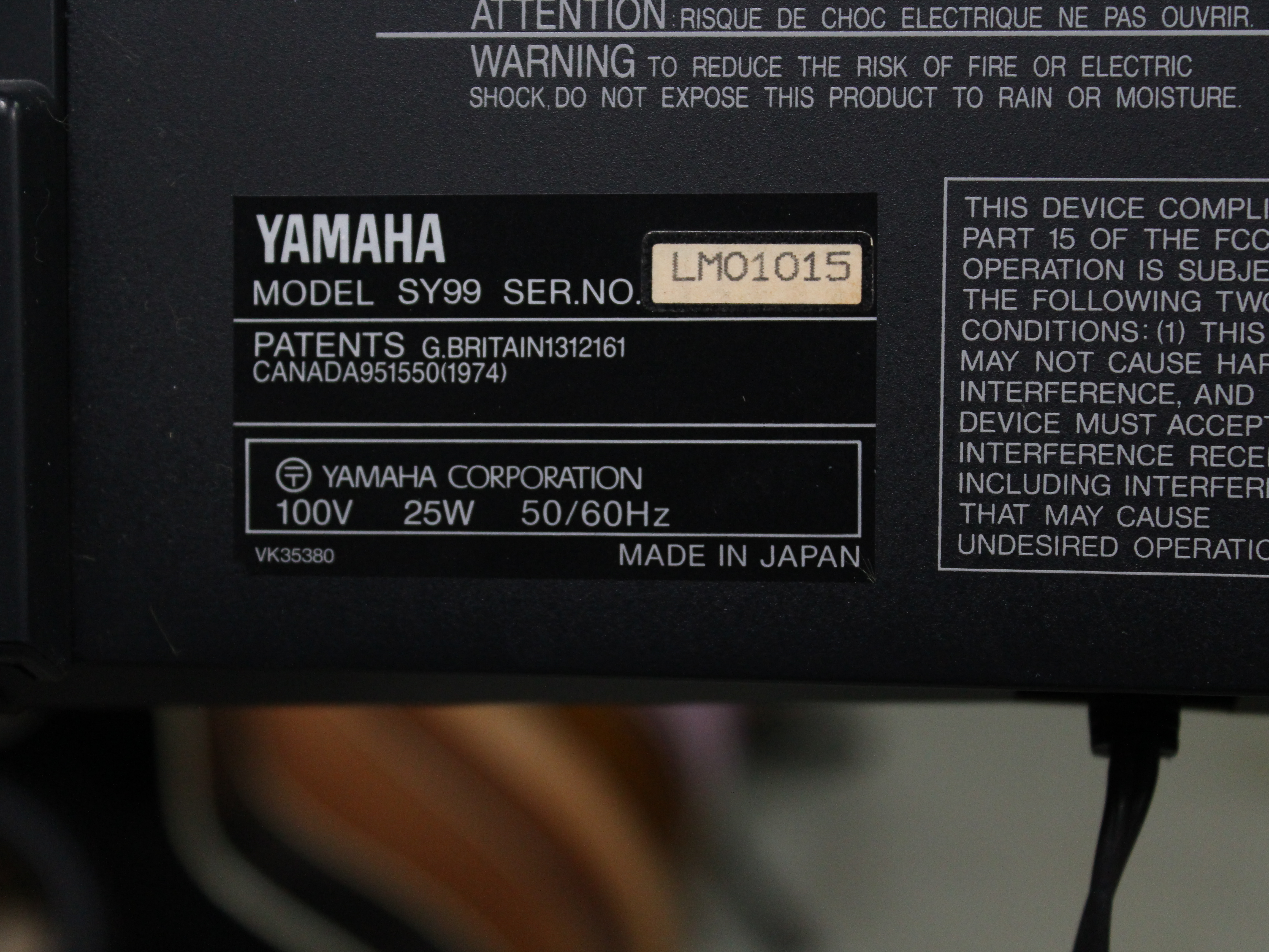 Изображение YAMAHA SY99 синтезатор Б/У, 76 клавиши, механическая клавиатура, питание 100В !!!