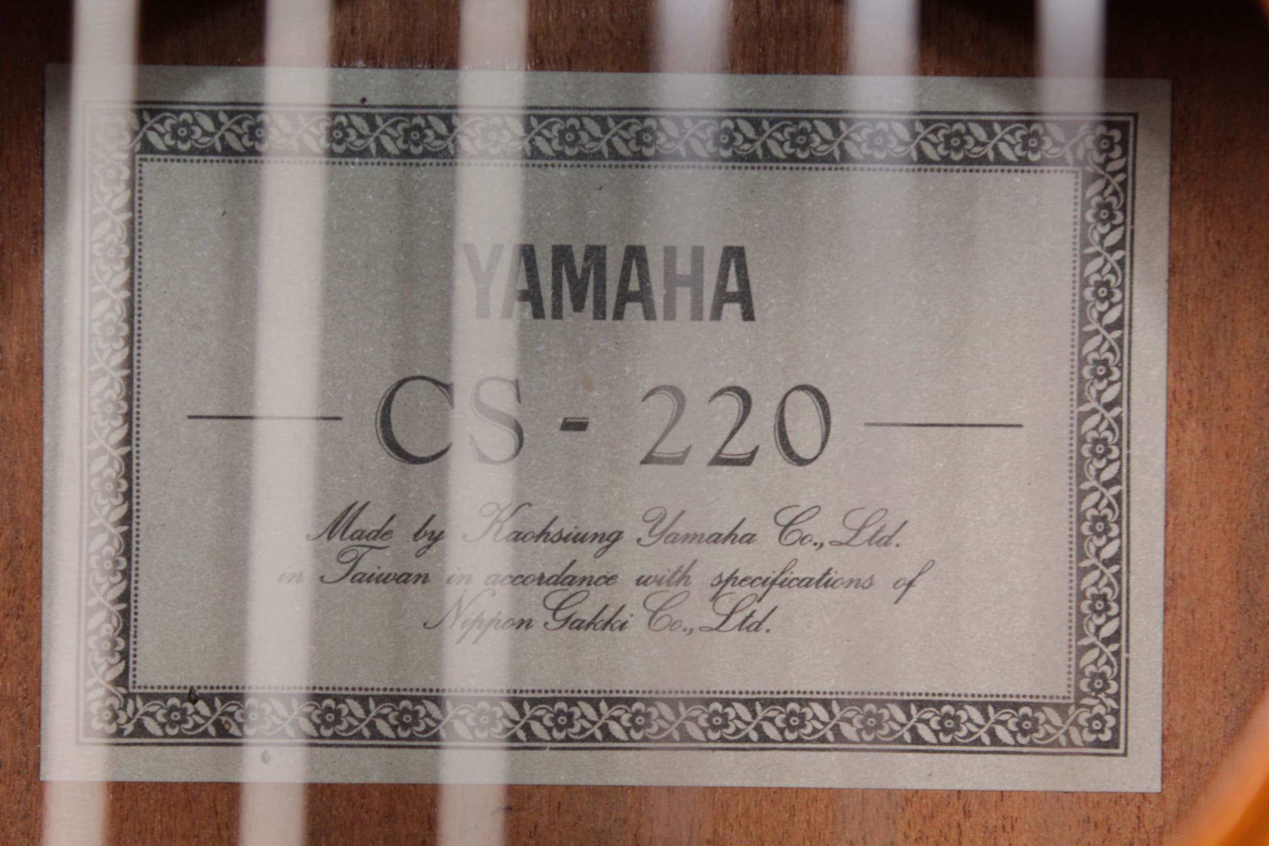 Yamaha CS-220 Taiwan Классическая гитара б/у Изображение Yamaha CS-220 Taiwan Классическая гитара б/у
