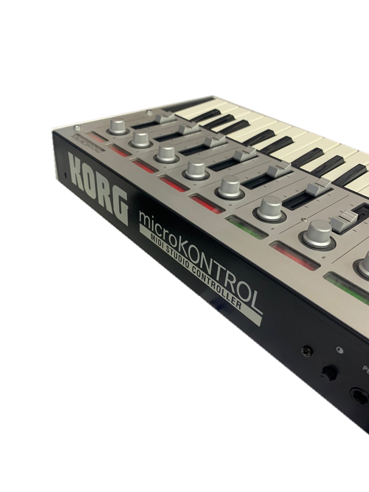 Изображение KORG microKONTROL MC-1 миди-клавиатура Б/У, 37 клавиш, 8 регуляторов, 8 слайдеров