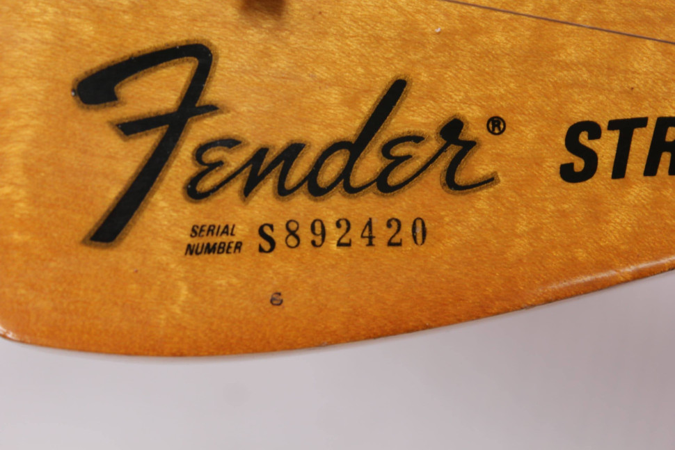 Изображение Fender Stratocaster USA 1978 Refinish, s/n S892420, SSS, Черный матовый, Черный пикгард + Кейс