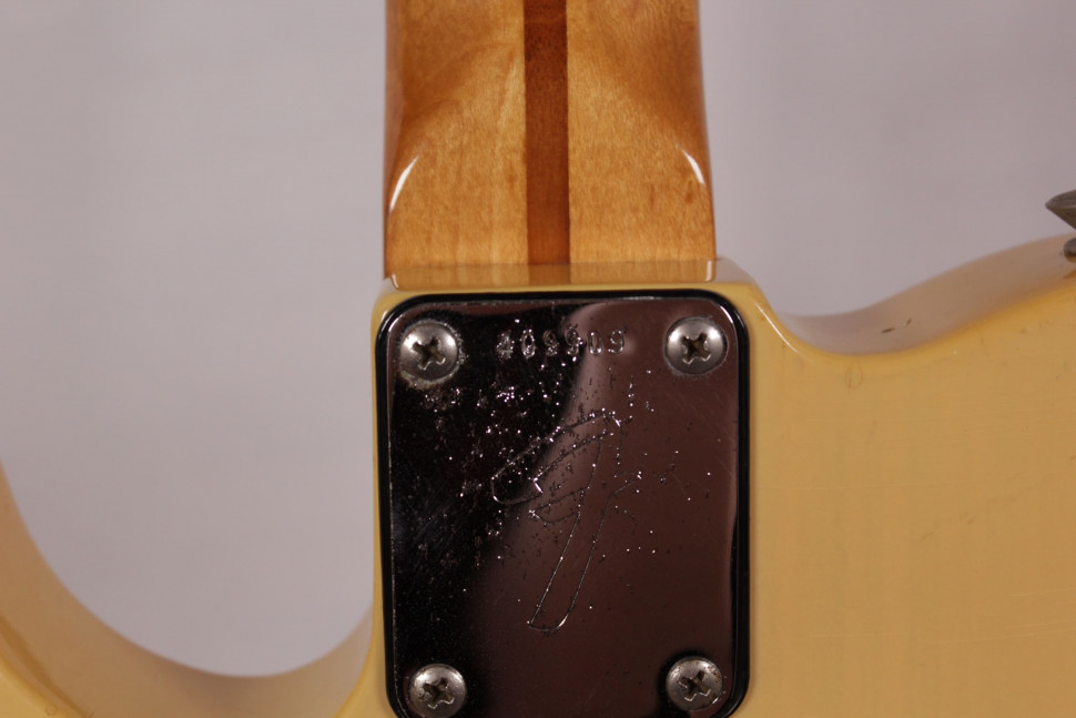 Изображение Fender Telecaster USA 1973 Электрогитара б/у, s/n 409909, SS, Кремовый, белый пикгард + Кейс