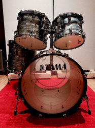 Изображение TAMA StarClassic, Ударная установка акустическая б/у Цвет: серый волнистый пластик
