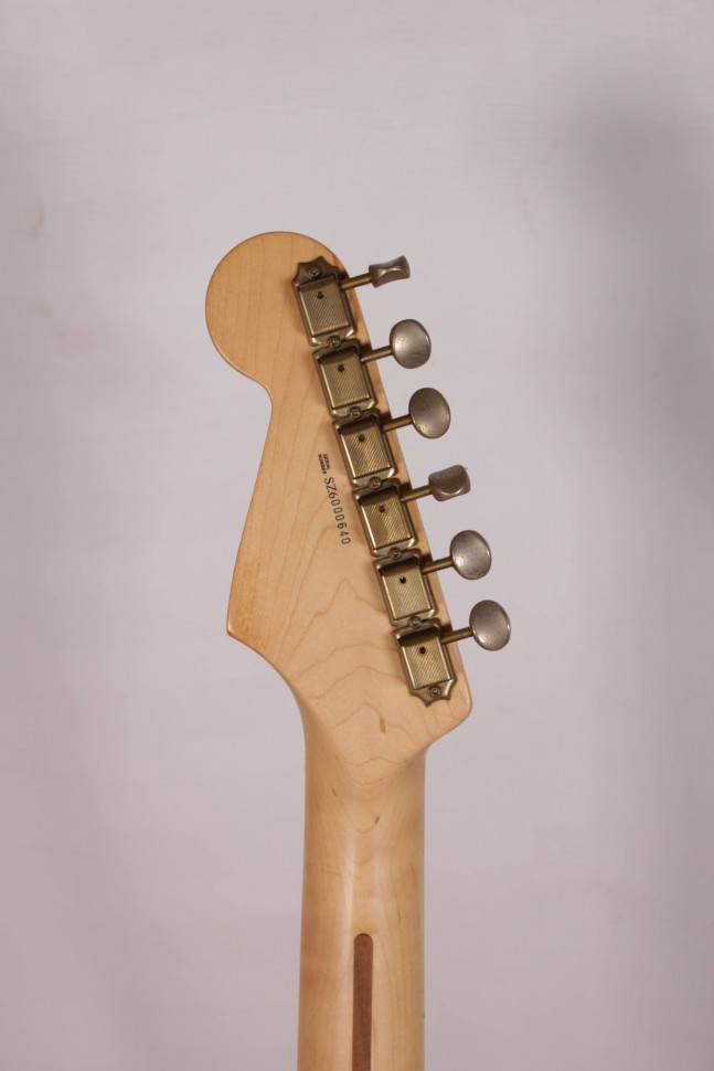 Fender Stratocaster USA Buddy Guy Signature 2006, s/n SZ6000640, SSS, натуральный Изображение Fender Stratocaster USA Buddy Guy Signature 2006, s/n SZ6000640, SSS, натуральный