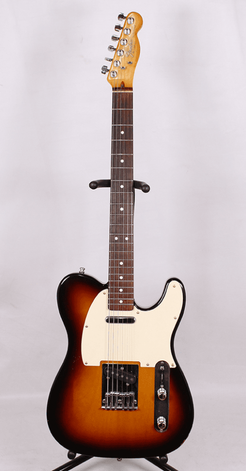 FENDER USA TELECASTER 1984 Электрогитара б/у, s/n E320121, tobacco burst, белый пикгард Изображение FENDER USA TELECASTER 1984 Электрогитара б/у, s/n E320121, tobacco burst, белый пикгард