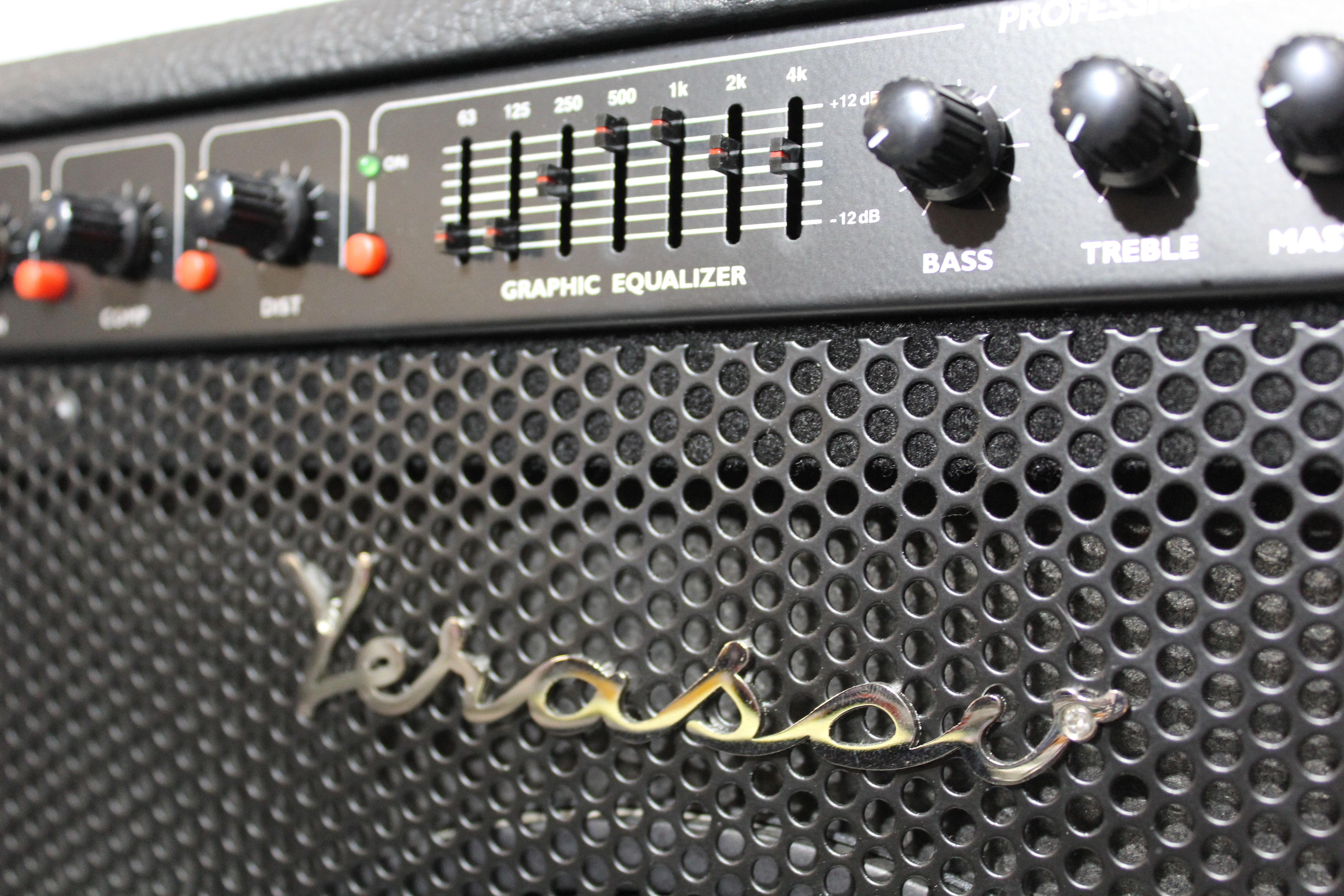 Изображение YERASOV BA-110R Басовый комбо-усилитель 100 Вт