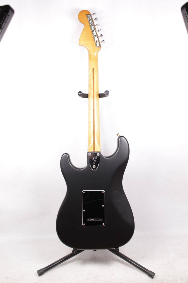 Изображение Fender Stratocaster USA 1978 Refinish, s/n S892420, SSS, Черный матовый, Черный пикгард + Кейс