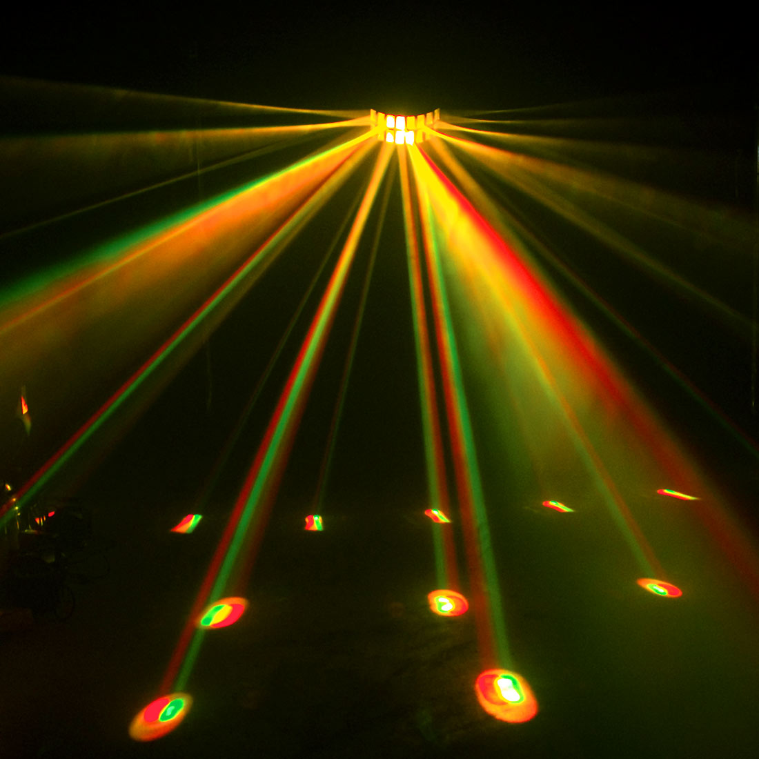 AMERICAN DJ Agressor TriLED Дискоэффект светодиодн Изображение AMERICAN DJ Agressor TriLED Дискоэффект светодиодн