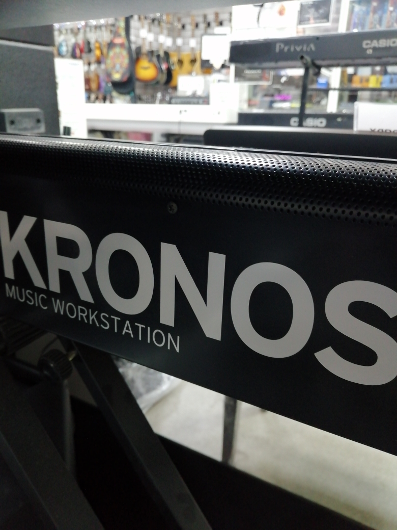 KORG KRONOS2-88 MUSIC WORKSTATION Рабочая станция Б\У , 88 клавиш, с кейсом Изображение KORG KRONOS2-88 MUSIC WORKSTATION Рабочая станция Б\У , 88 клавиш, с кейсом