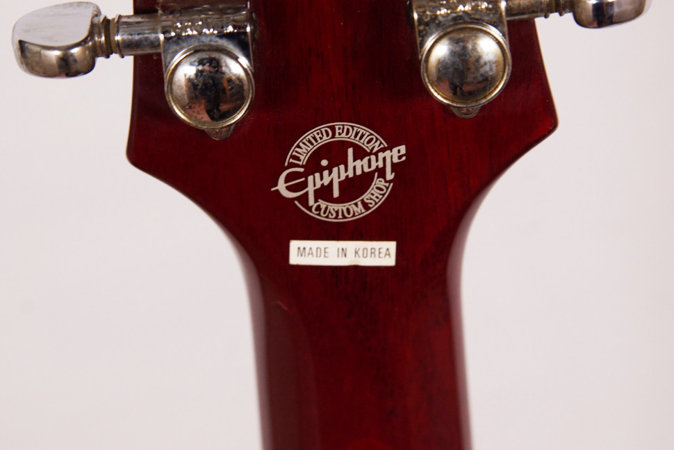 Изображение Epiphone Les Paul SPECIAL Электрогитара Б/У, s/n u06063810, P90, красный, черный пикгард