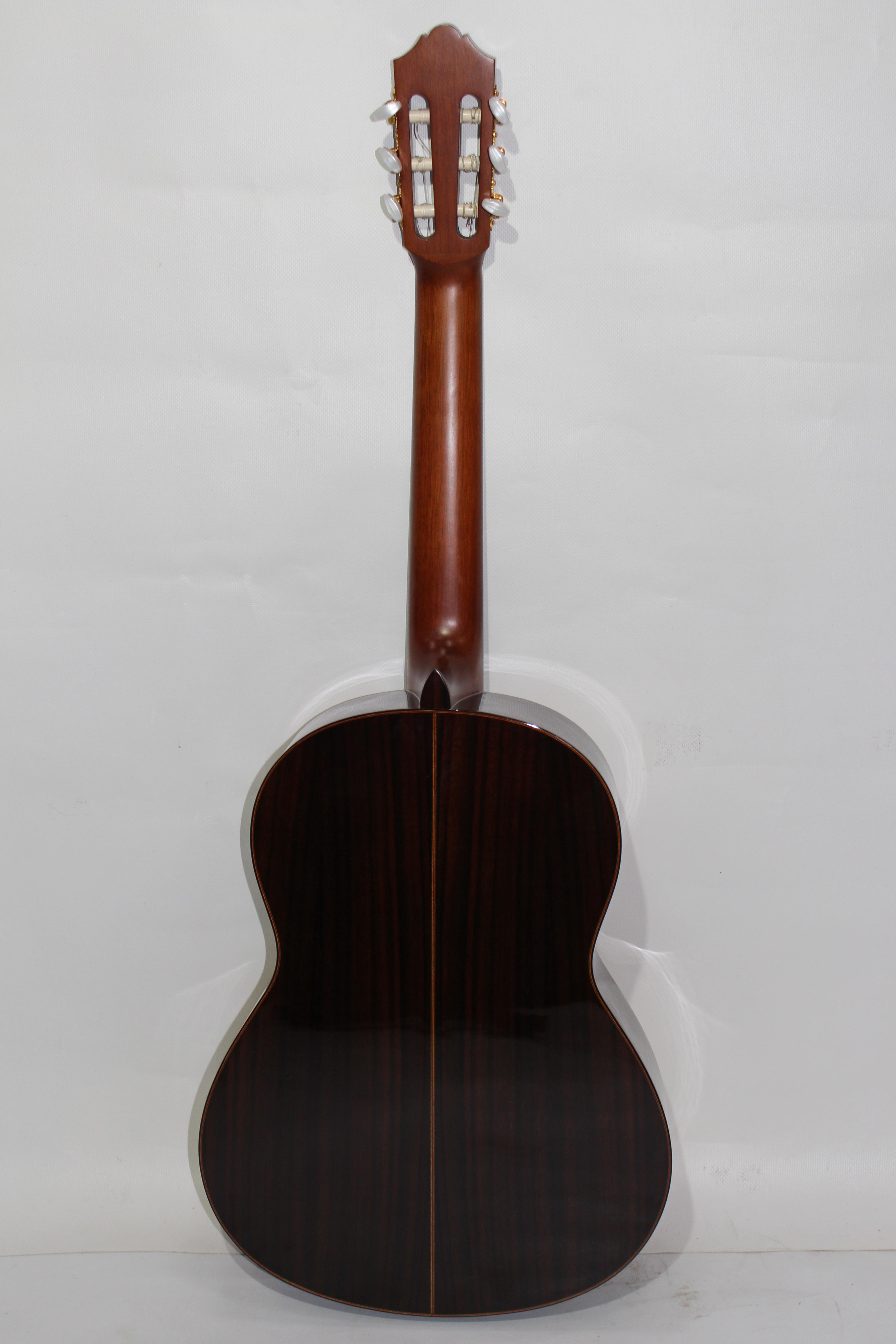 Изображение YAMAHA CG182S классическая гитара