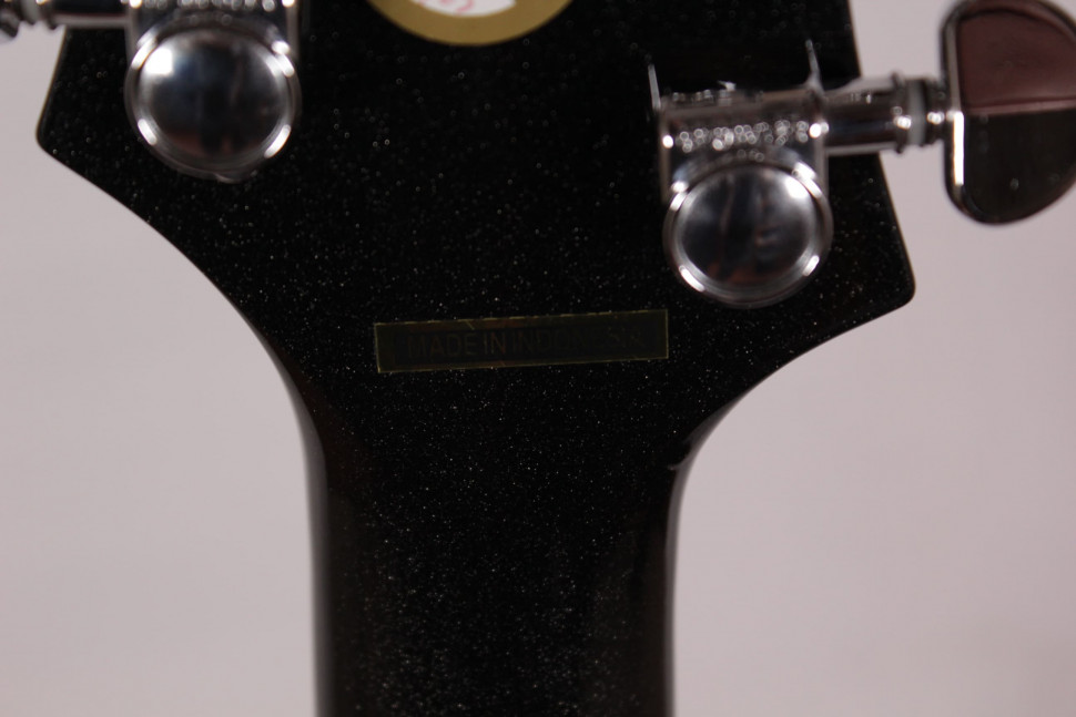 Изображение Silvertone DoubleCut Paul Stanley Signature Indonesia, черный, зеркальный пикгард, датчики Duncan