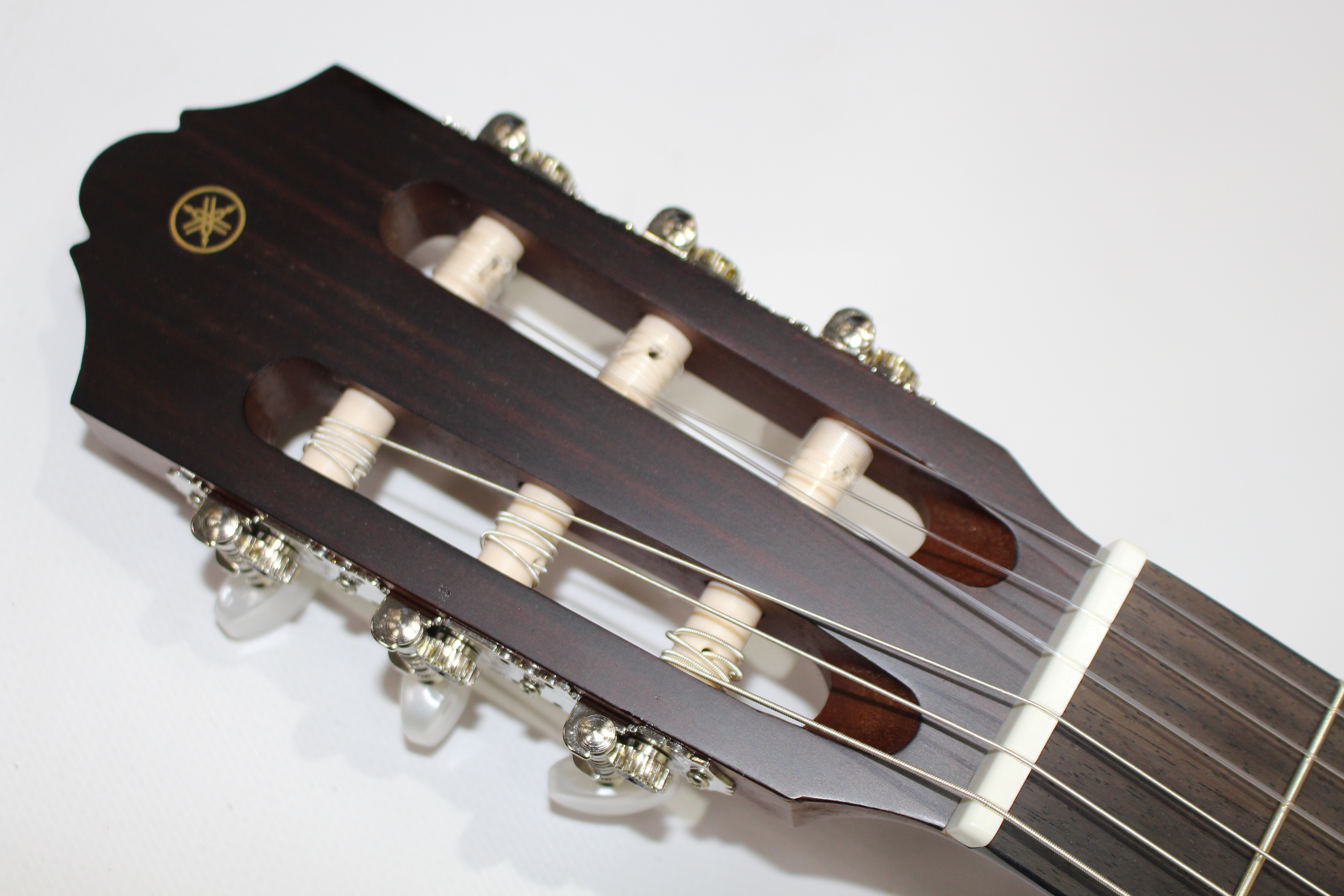 Изображение YAMAHA CG122MS классическая гитара