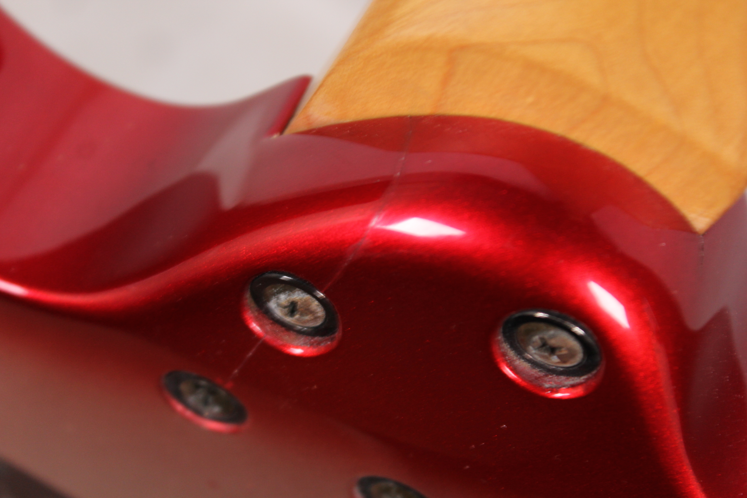 Изображение Ibanez RG Series Korea Superstrat Электрогитара б/у, s/n WY20530, HSH, красно-белый