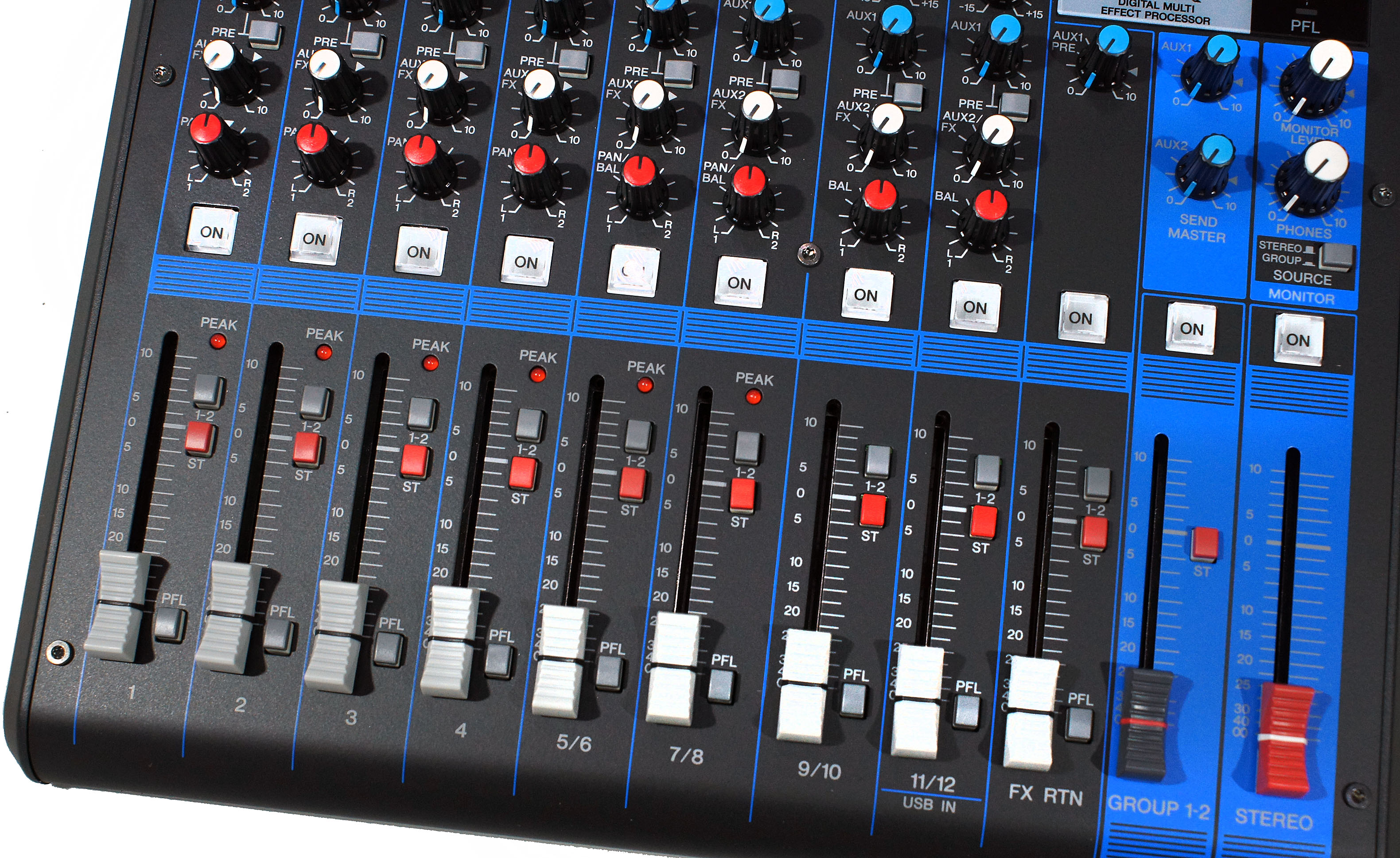 Изображение YAMAHA MG12XU Микшерный пульт