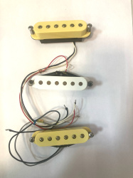 Изображение RIOGRANDE SET Б/У Комплект звукоснимателей для электрогитары: 2 сингла rio grande 2011 и сингл керам