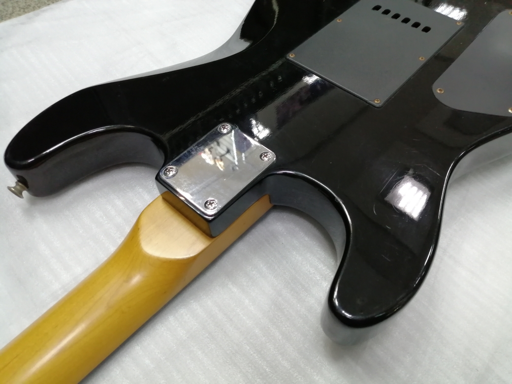 Изображение Mad Axe SSH сделано в Корее санберст 