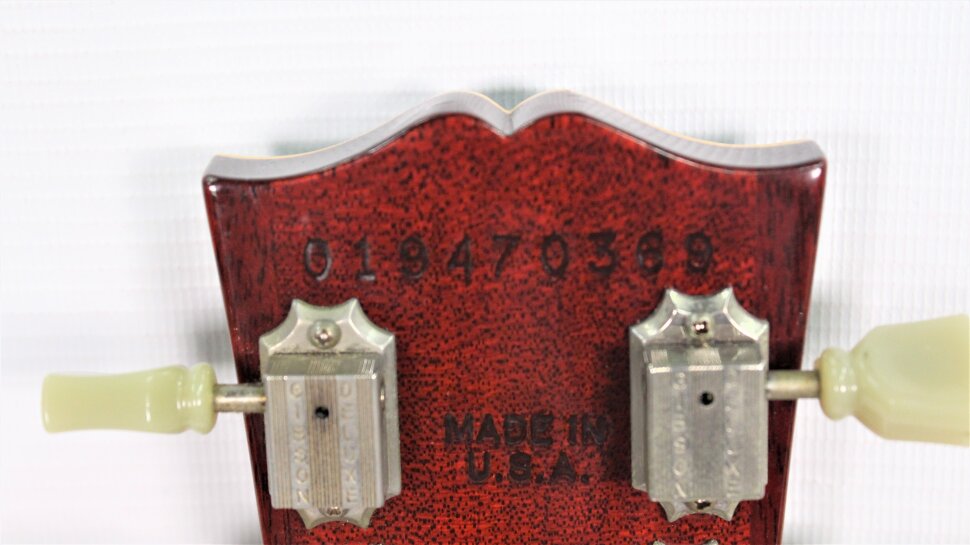 Изображение GIBSON LesPaul Classic Antique 2007 Limited Edition Электрогитара Б/У, s\n:: 019470369, + КЕЙС PLAYT