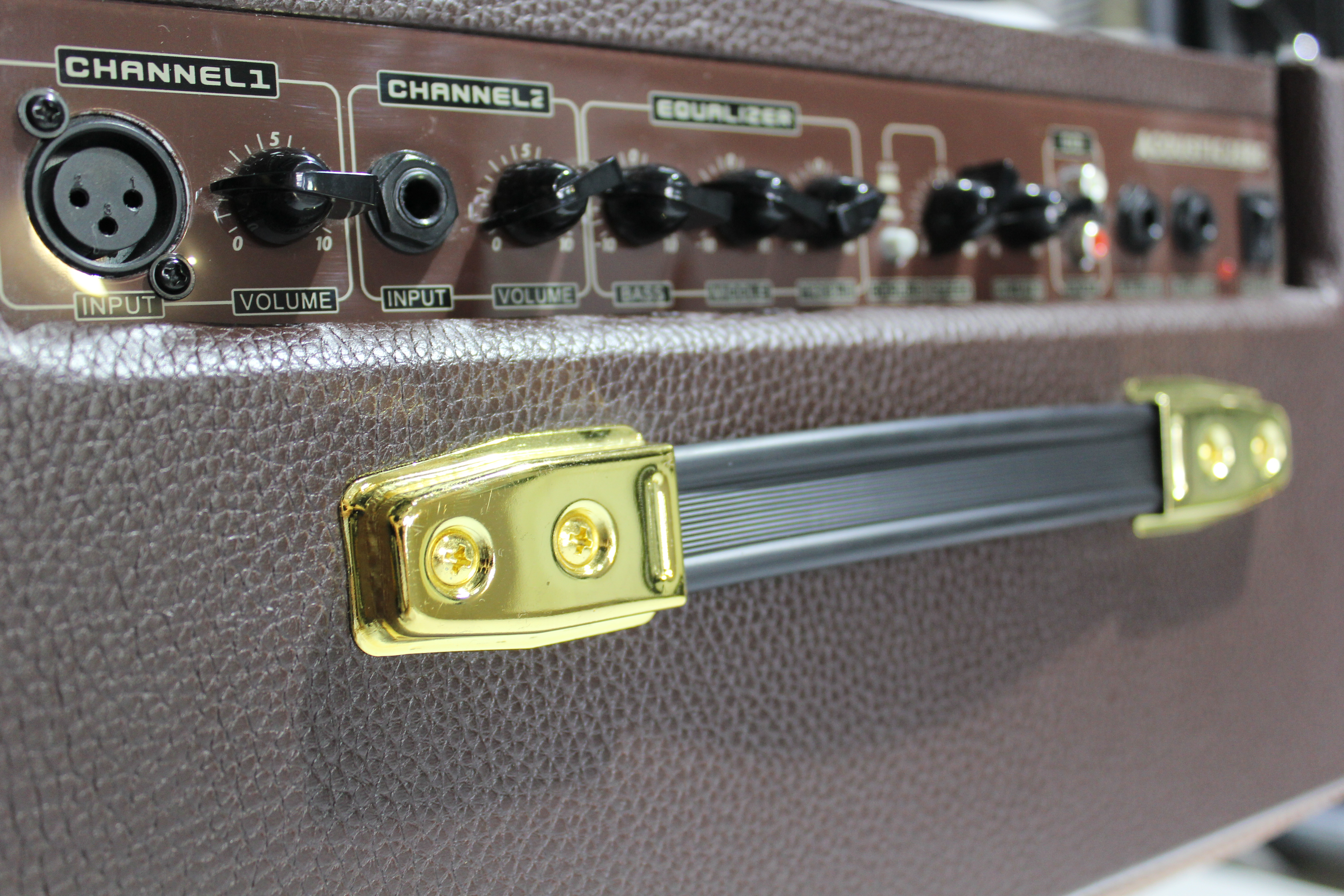 Изображение BELCAT (ARTEC) Acoustic-25RC Комбо для акустических инструментов 25В встроенный процессор