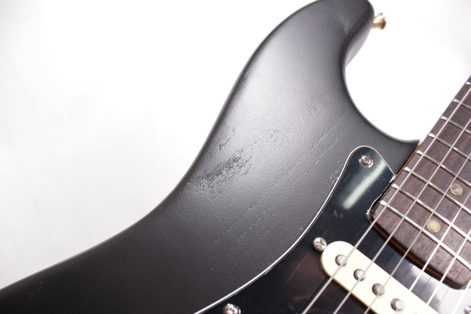 Изображение Fender Stratocaster USA 1978 Refinish, s/n S892420, SSS, Черный матовый, Черный пикгард + Кейс