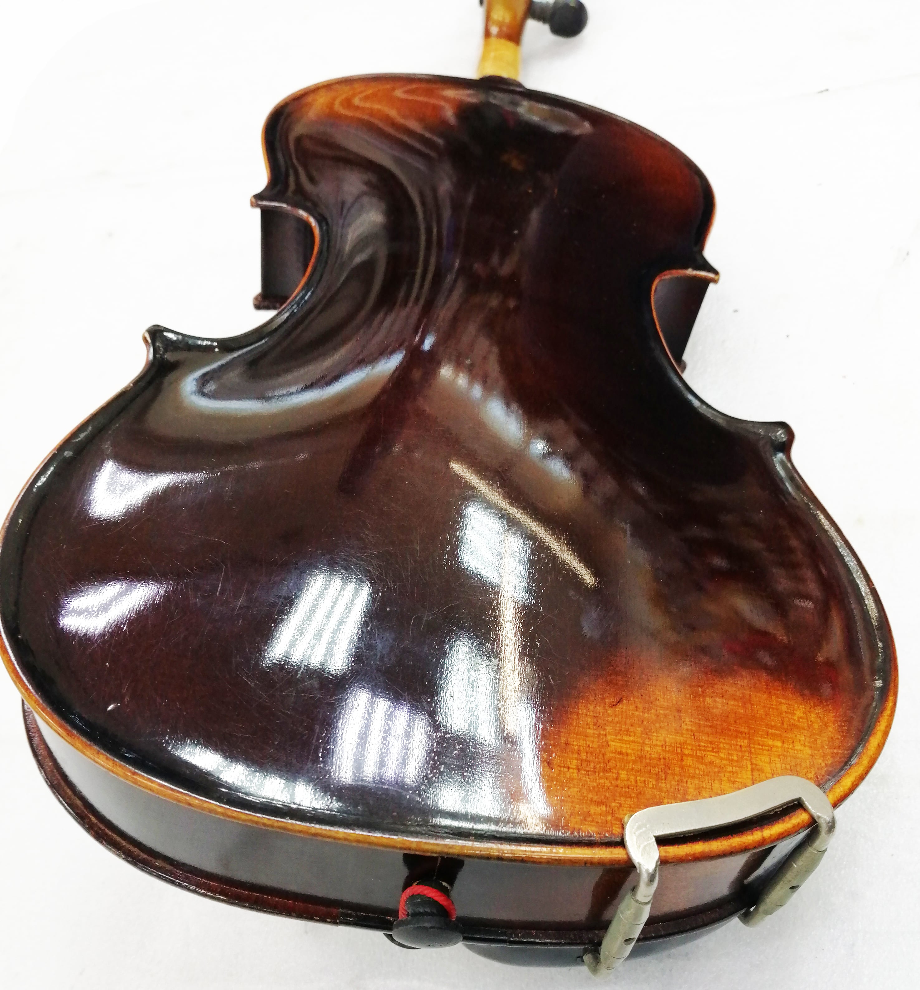 SUZUKI VIOLIN №103, Скрипка б/у 1/4, 1966 Япония Изображение SUZUKI VIOLIN №103, Скрипка б/у 1/4, 1966 Япония