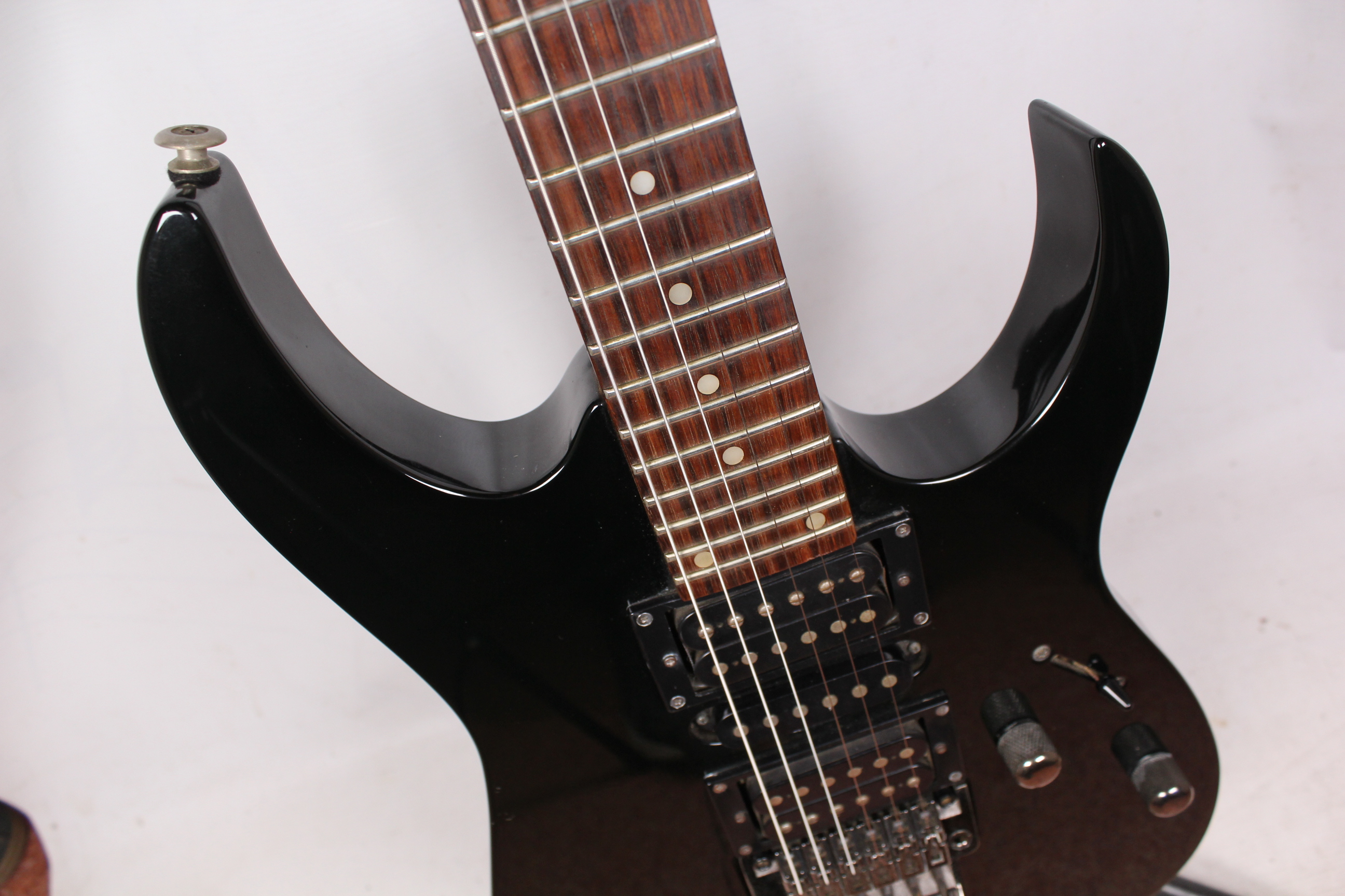 Изображение Ibanez RG470 Japan Электрогитара б/у, S/n FC5111750, HSH, Черный