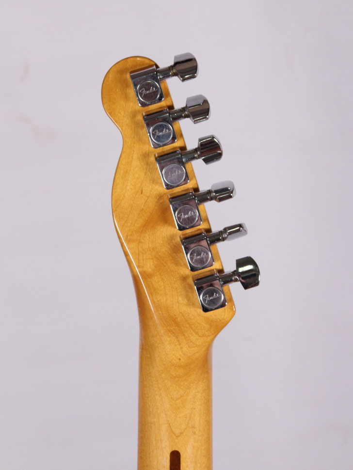 FENDER USA TELECASTER 1984 Электрогитара б/у, s/n E320121, tobacco burst, белый пикгард Изображение FENDER USA TELECASTER 1984 Электрогитара б/у, s/n E320121, tobacco burst, белый пикгард