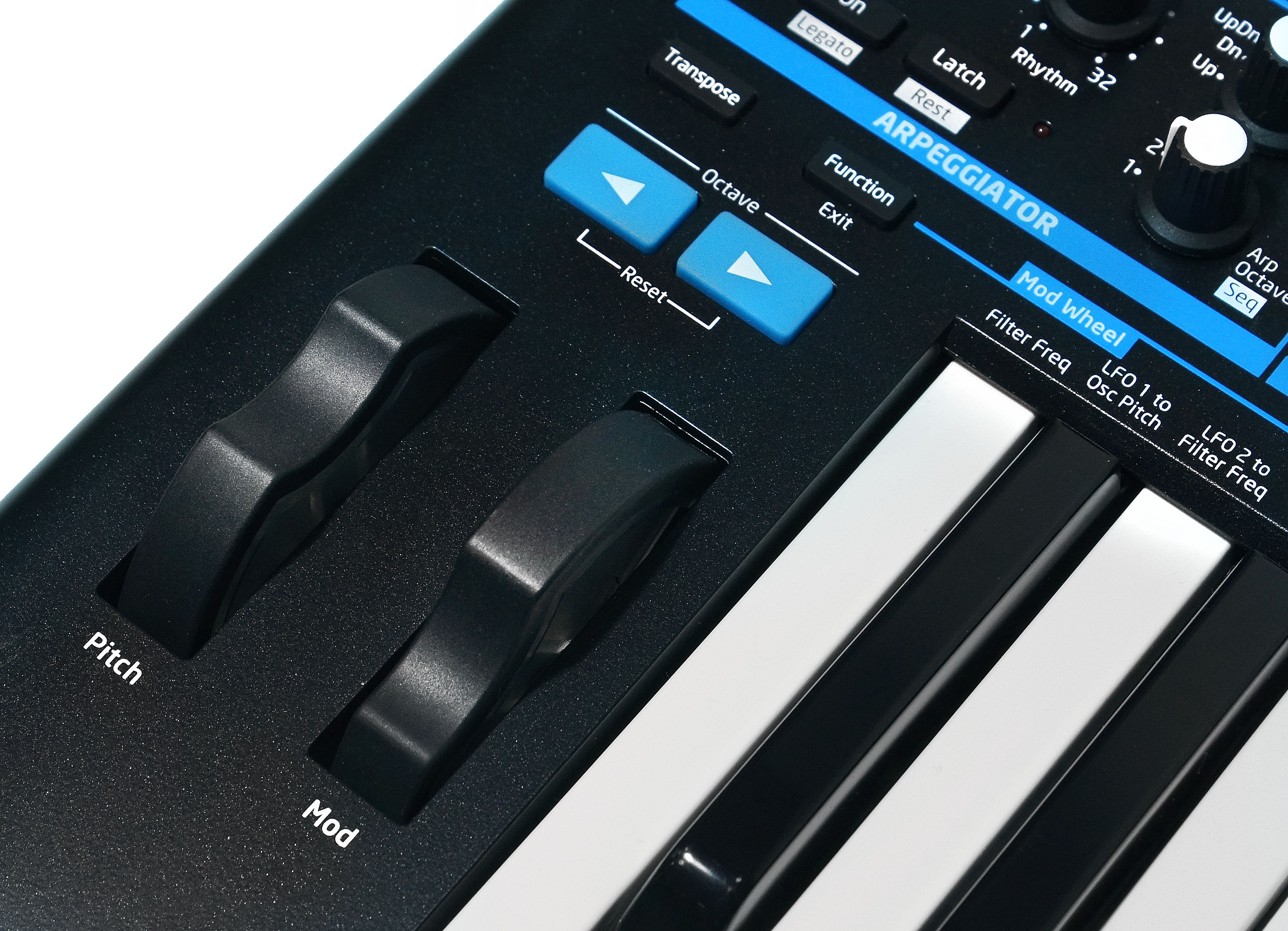 Изображение NOVATION BASS STATION II Синтезатор Б/У