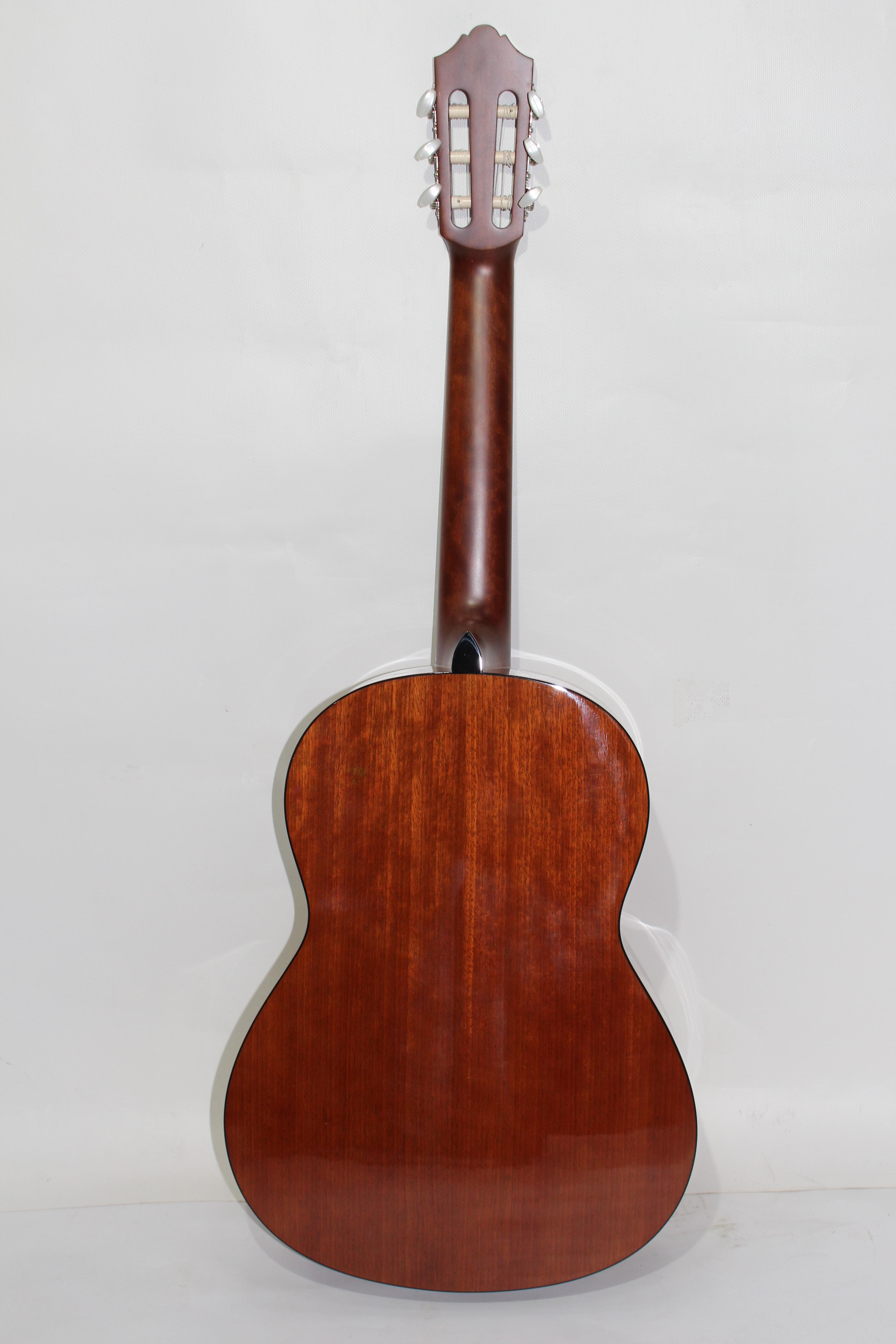 Изображение YAMAHA CG142S классическая гитара