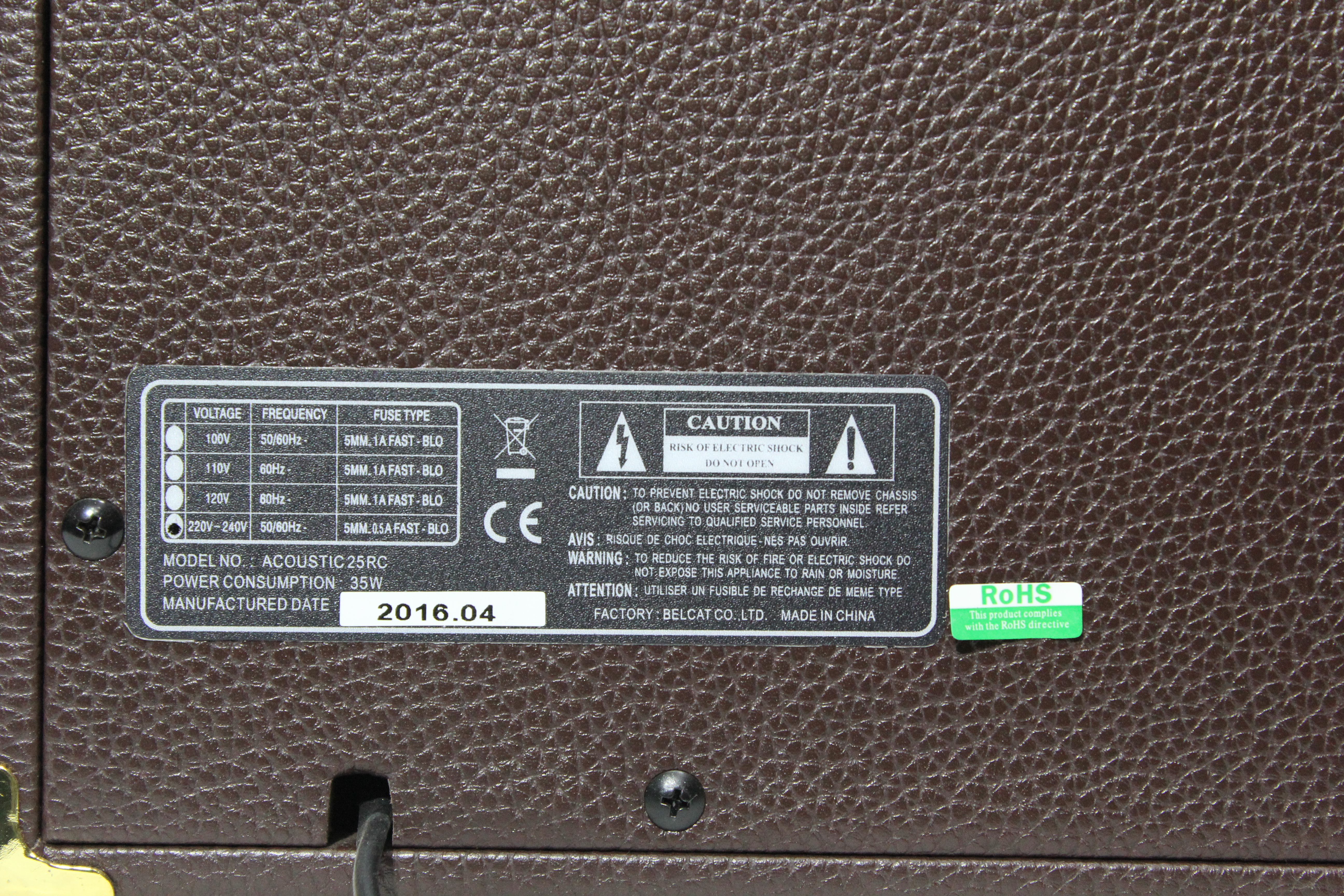 Изображение BELCAT (ARTEC) Acoustic-25RC Комбо для акустических инструментов 25В встроенный процессор