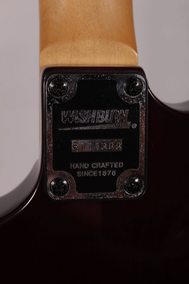 Изображение Washburn Superstrat Stevie Salas Signature Korea Электрогитара б/у, s/n 5111388, HSS(минихамбакеры)