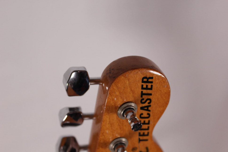 Изображение Fender Telecaster USA 1973 Электрогитара б/у, s/n 409909, SS, Кремовый, белый пикгард + Кейс