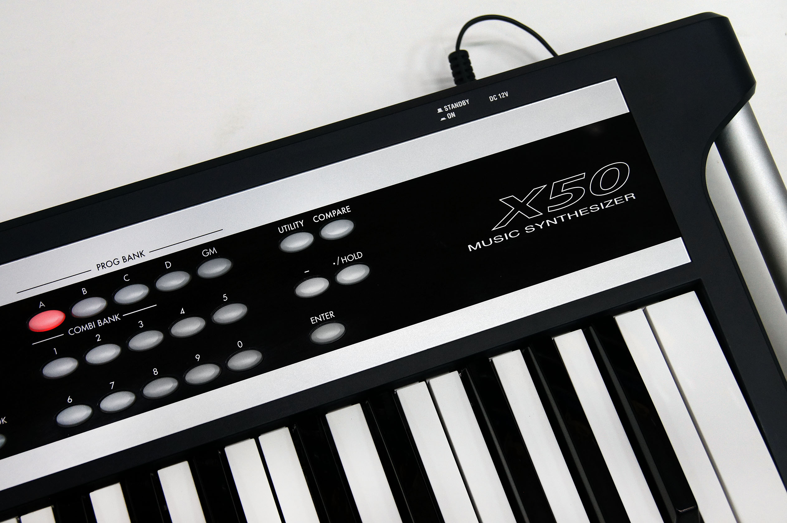 Изображение KORG X50 Синтезатор