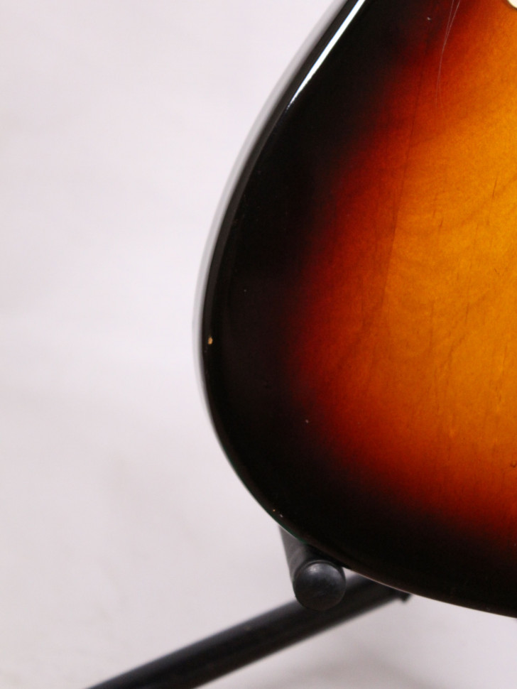 FENDER USA TELECASTER 1984 Электрогитара б/у, s/n E320121, tobacco burst, белый пикгард Изображение FENDER USA TELECASTER 1984 Электрогитара б/у, s/n E320121, tobacco burst, белый пикгард