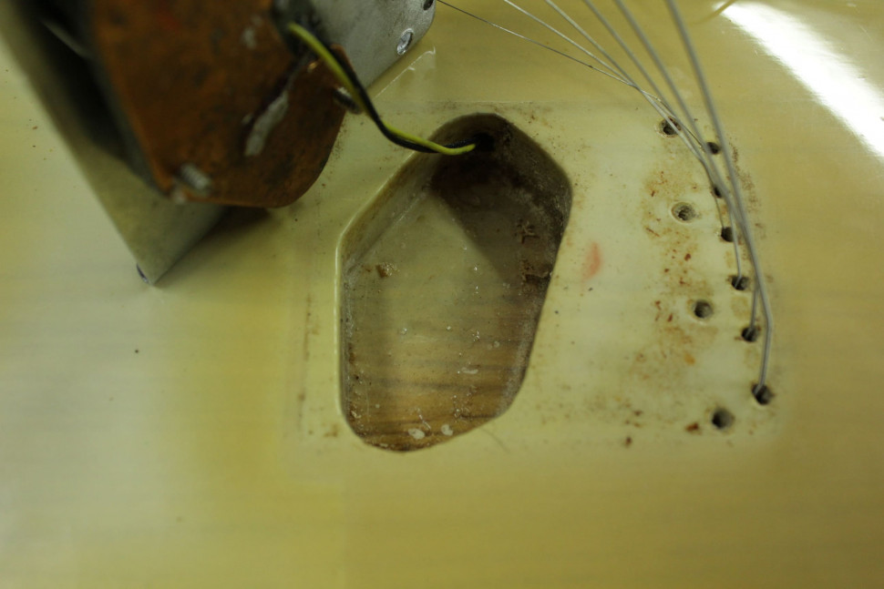 Изображение Fender Telecaster USA 1973 Электрогитара б/у, s/n 409909, SS, Кремовый, белый пикгард + Кейс