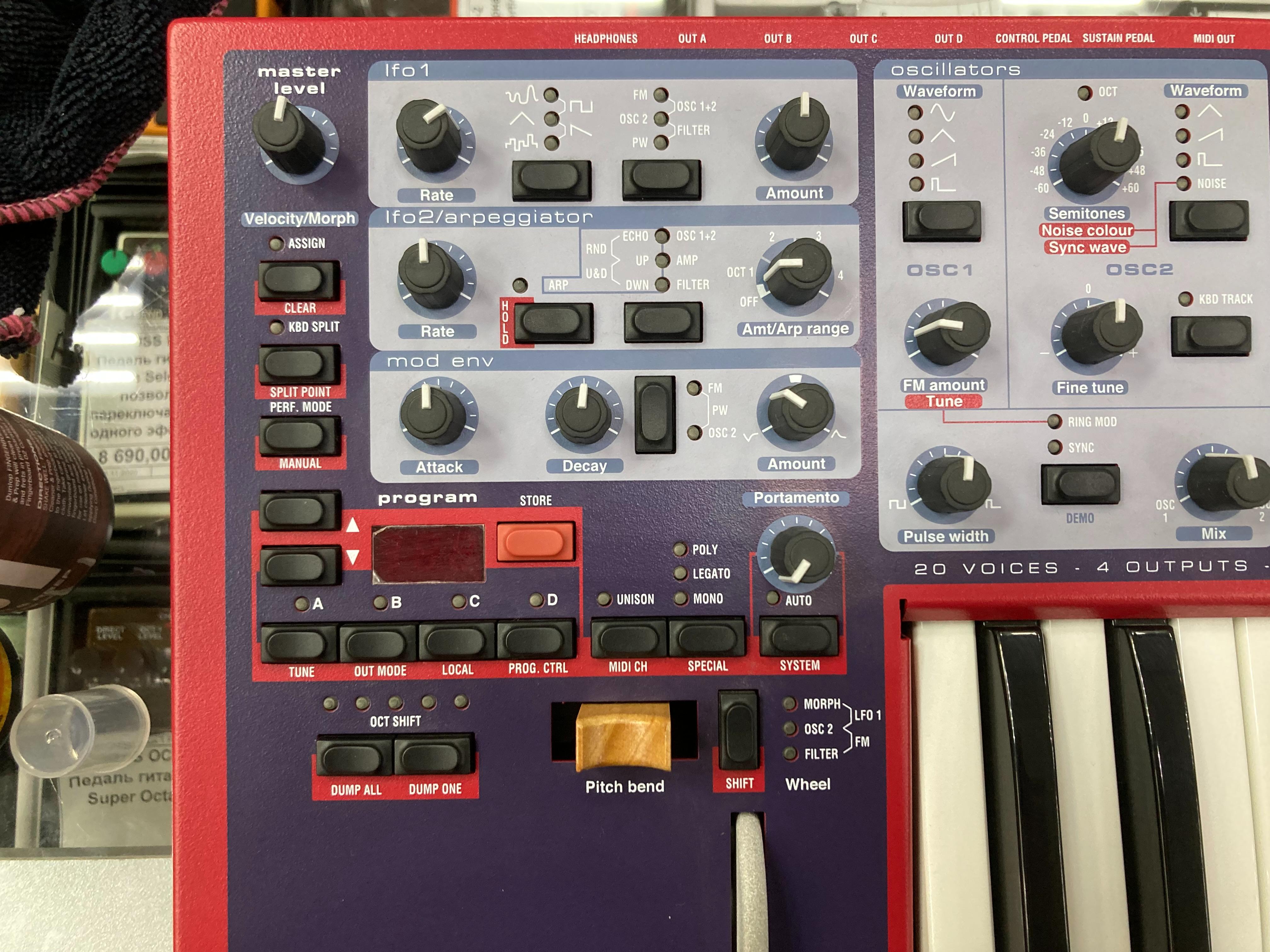 NORD Clavia Lead 2X аналоговый синтезатор Б\У Изображение NORD Clavia Lead 2X аналоговый синтезатор Б\У