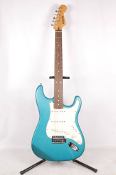 Изображение Busker's Stratocaster Электрогитара б/у, s/n 447926, SSS, Surf Blue, Белый пикгард
