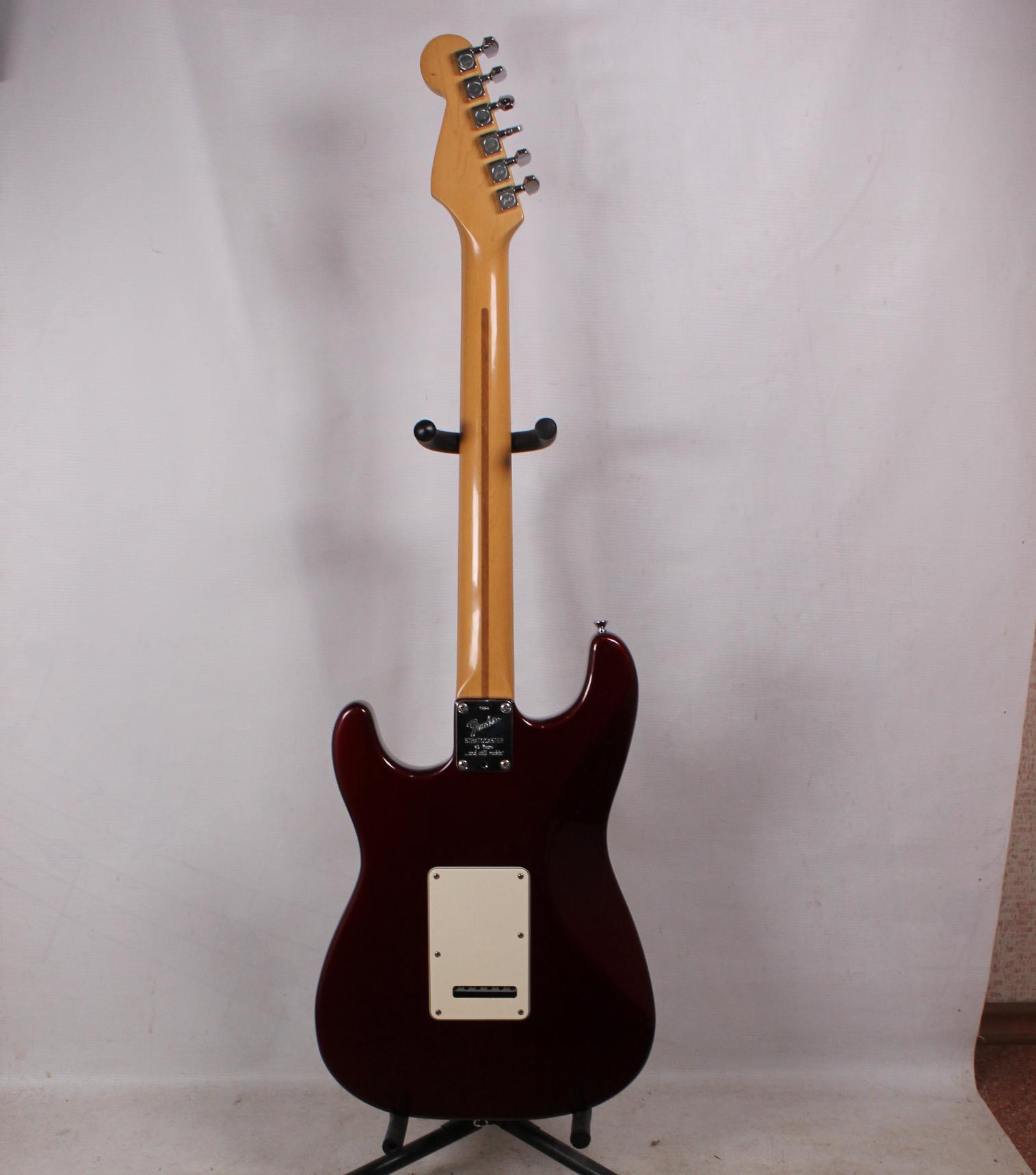 Изображение Fender 40th Anniversary American Standard Stratocaster USA Электрогитара б/у, s/n 3134725, SSS, борд