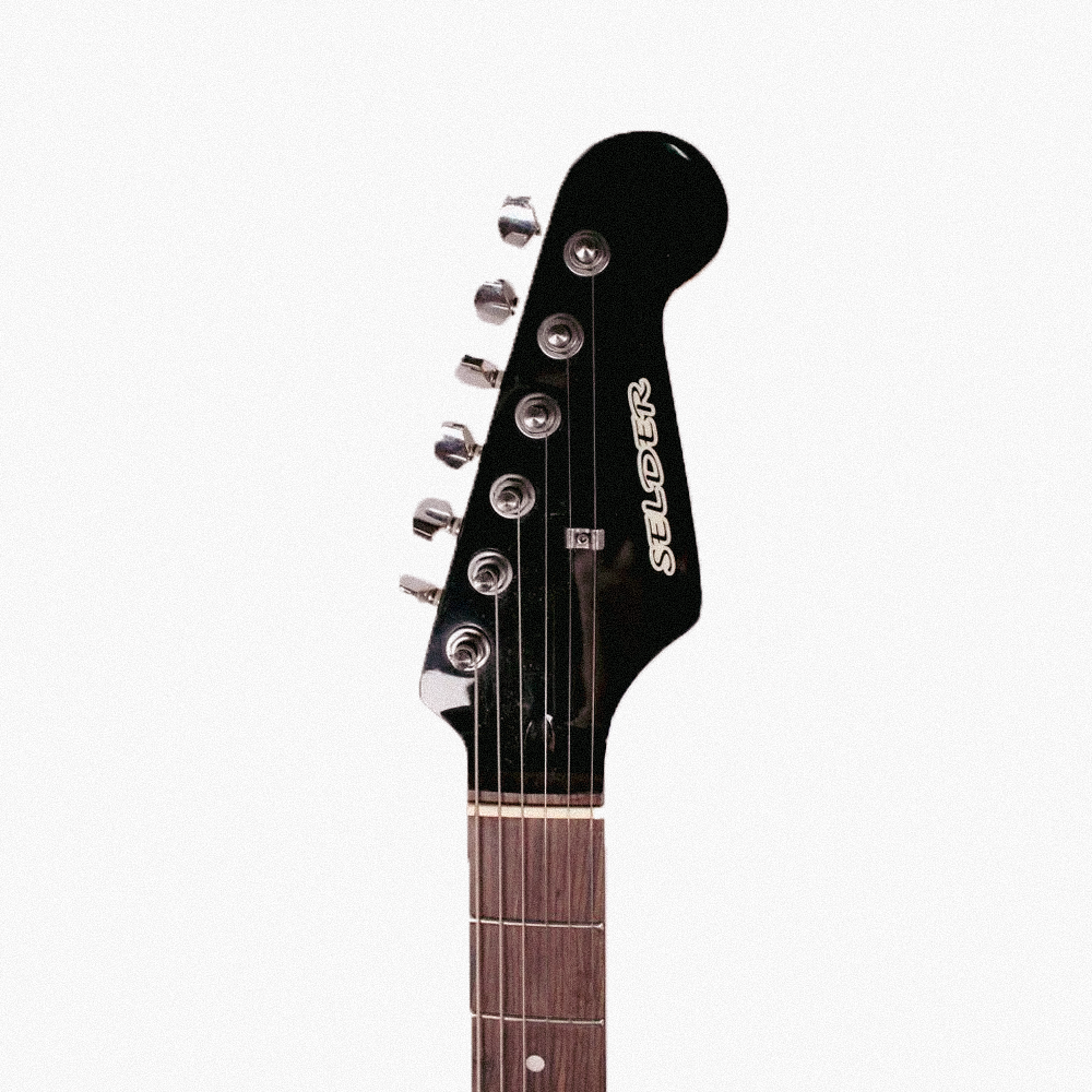Изображение Selder Stratocaster Электрогитара б/у, HSS, Черный, Черный пикгард