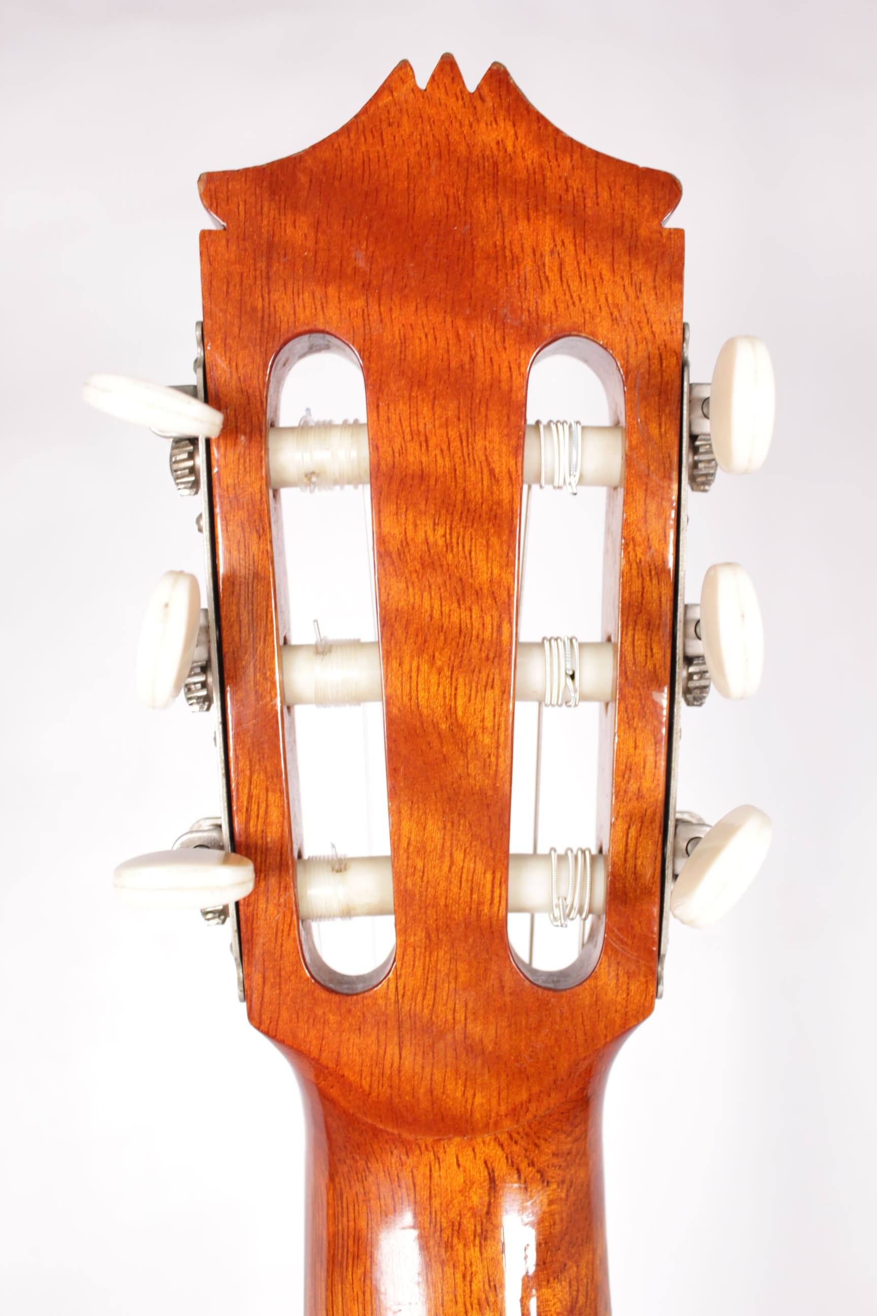 Guitarra Tamura Jupiter 1966 Japan Классическая гитара б/у Изображение Guitarra Tamura Jupiter 1966 Japan Классическая гитара б/у