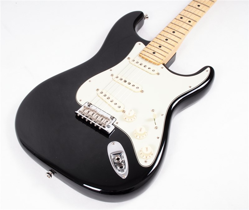 Изображение STUPOROUS ST-BK Электрогитара Stratocaster, черная