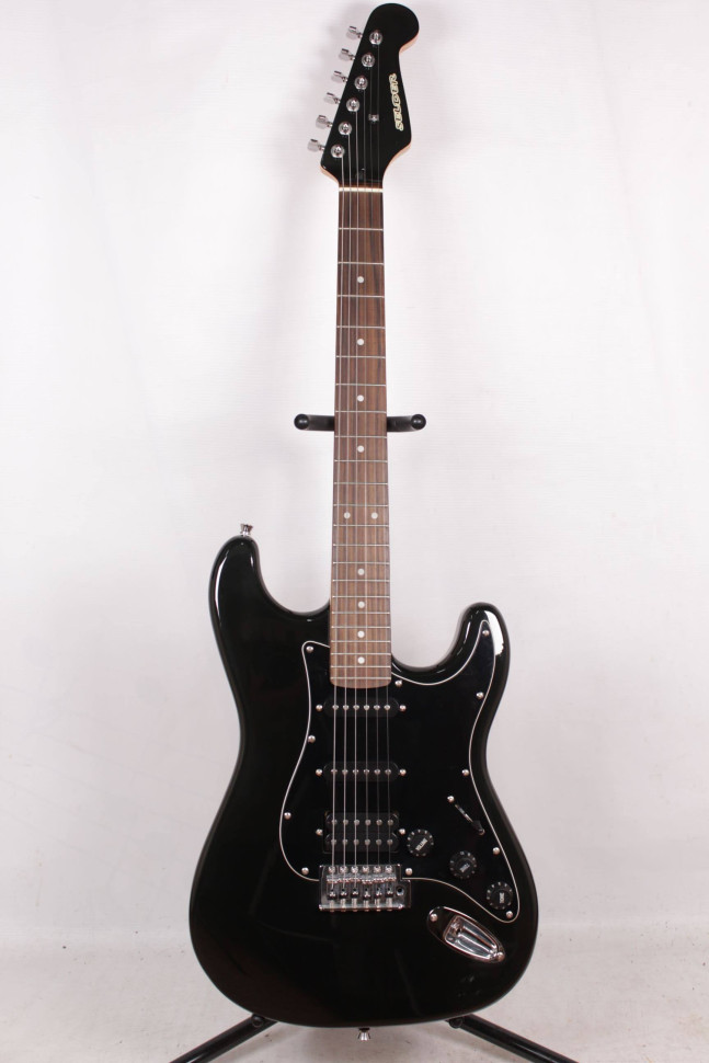 Изображение Selder Stratocaster Электрогитара б/у, HSS, Черный выцвел лак, Черный пикгард + Рычаг