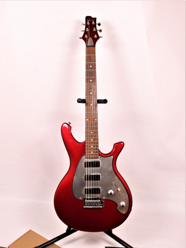 Изображение Metal Driver MD, HHH, красный металлик, s/n 906928, колки gotoh, серебристый пикгард