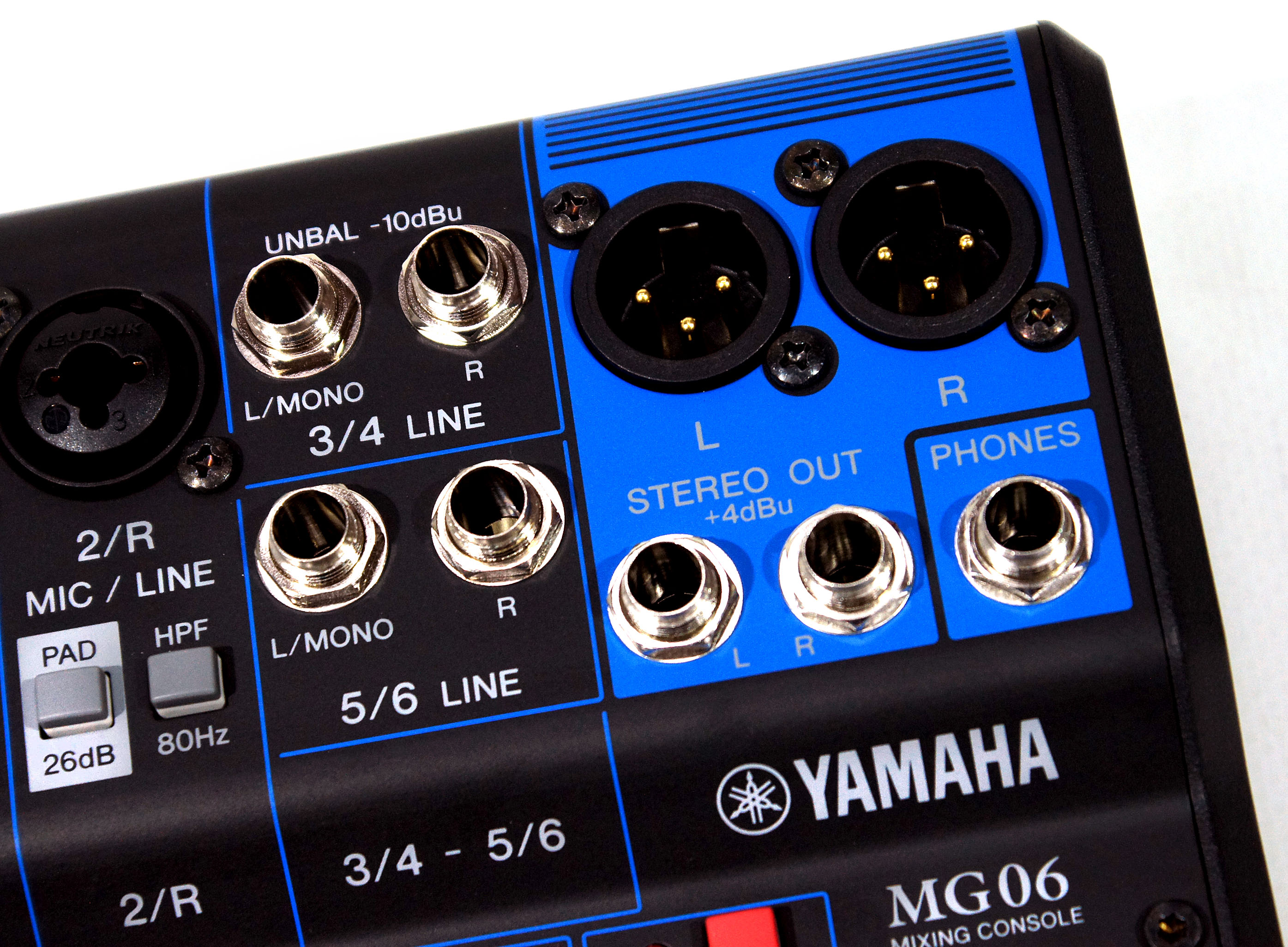 Изображение YAMAHA MG-06 Микшерный пульт 6 кан. 2 микр.лин