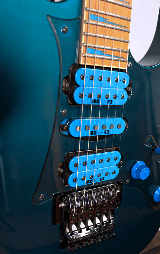 Изображение IBANEZ RG770DX Japan s/n F138996, HSH, Электрогитара Б/У, Laser Blue