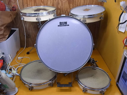 Изображение YAMAHA установка с тренировочными пэдами 5 шт. SL-1 для практических занятий, бас-барабан 14”, напол