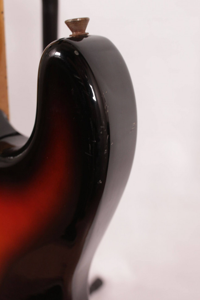 Изображение Fresher Straighter Stratocaster Japan, SSS, sunburst, белый пикгард